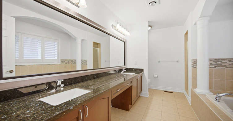 3146 Tacc Drive, Mississauga, ON, L5M 0B6 - 46