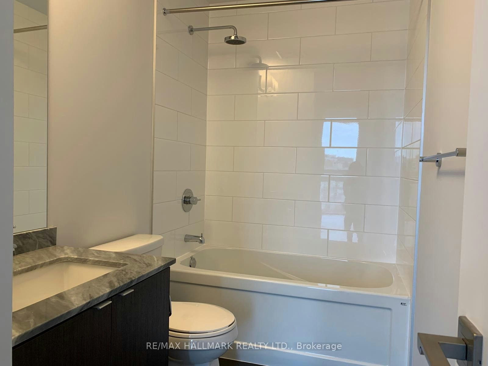1804-4085 Parkside Village Drive, Mississauga, ON, L5B 0K9 - 11