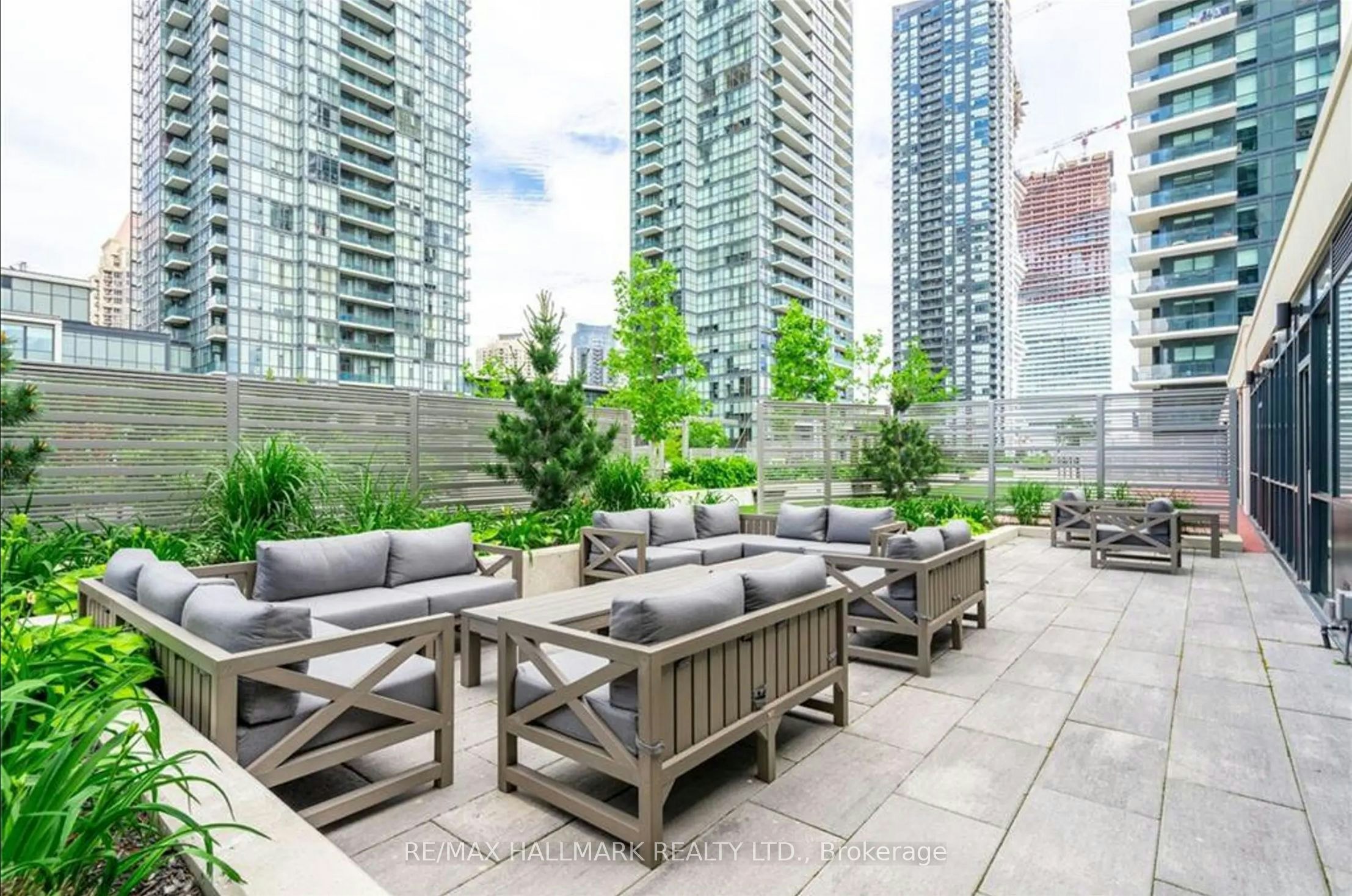 1804-4085 Parkside Village Drive, Mississauga, ON, L5B 0K9 - 18