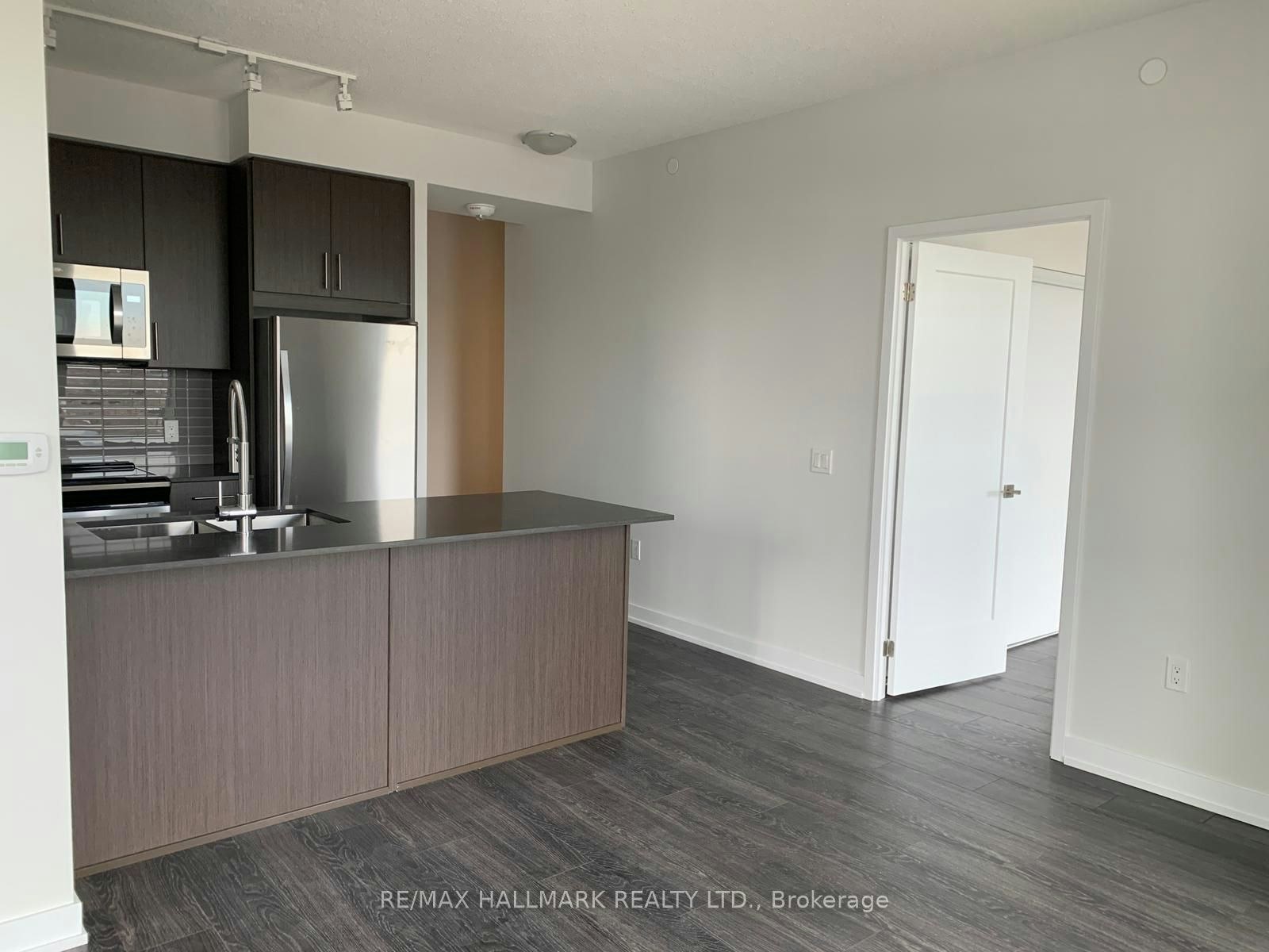 1804-4085 Parkside Village Drive, Mississauga, ON, L5B 0K9 - 7