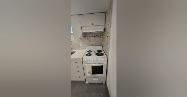 Basement-209 Saint Lucie Drive, Toronto, ON, M9M 1T4 - 6