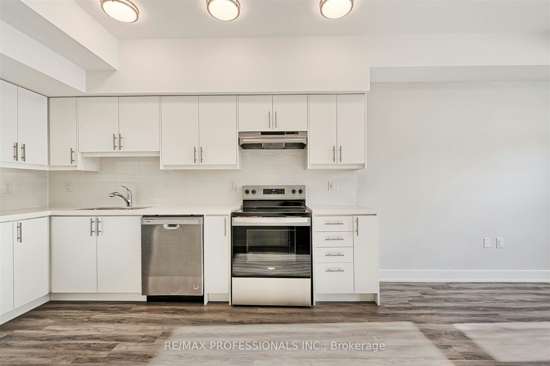 113-62 Dixfield Drive, Toronto, ON, M9C 3W1 - 8