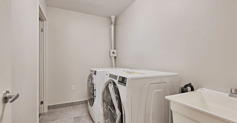 113-62 Dixfield Drive, Toronto, ON, M9C 3W1 - 17