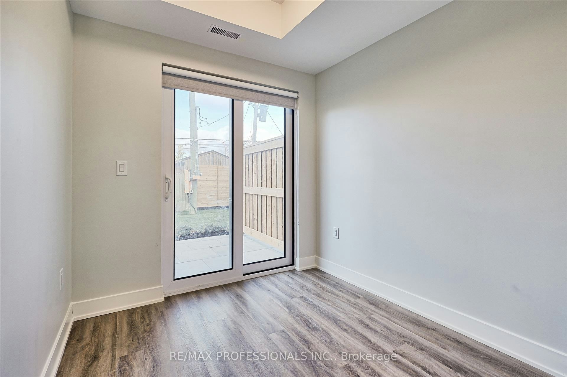 113-62 Dixfield Drive, Toronto, ON, M9C 3W1 - 10