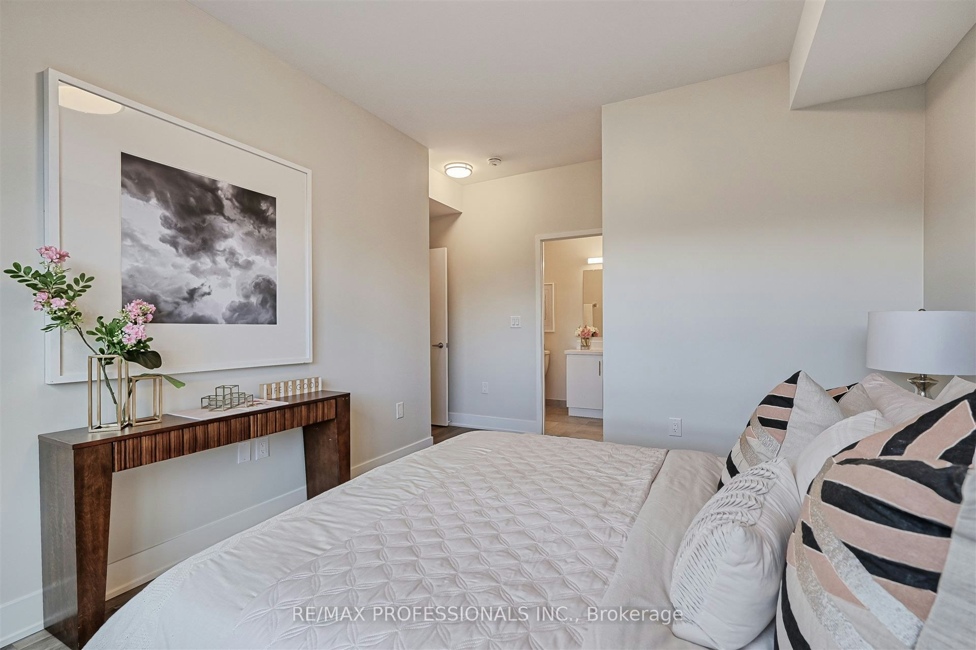 124-62 Dixfield Drive, Toronto, ON, M9C 3W1 - 20