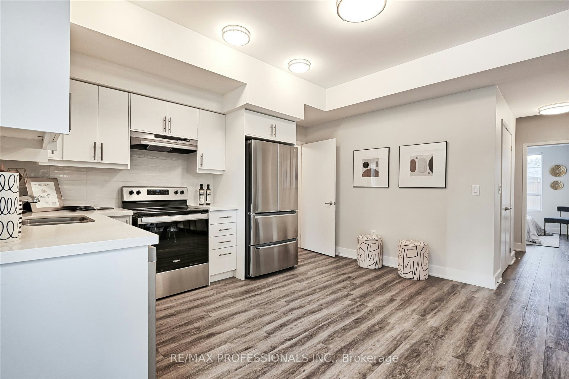 124-62 Dixfield Drive, Toronto, ON, M9C 3W1 - 14