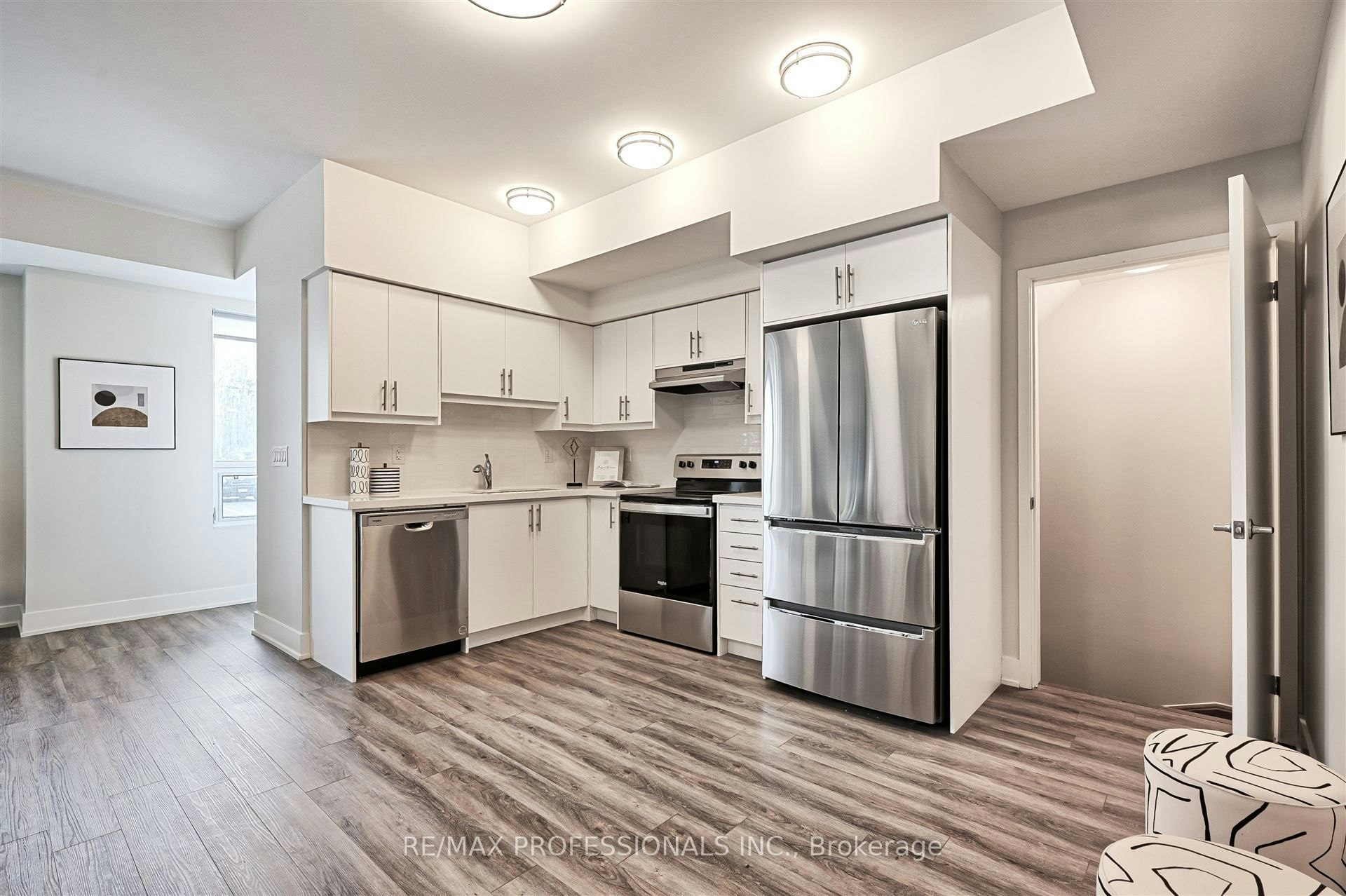 124-62 Dixfield Drive, Toronto, ON, M9C 3W1 - 16