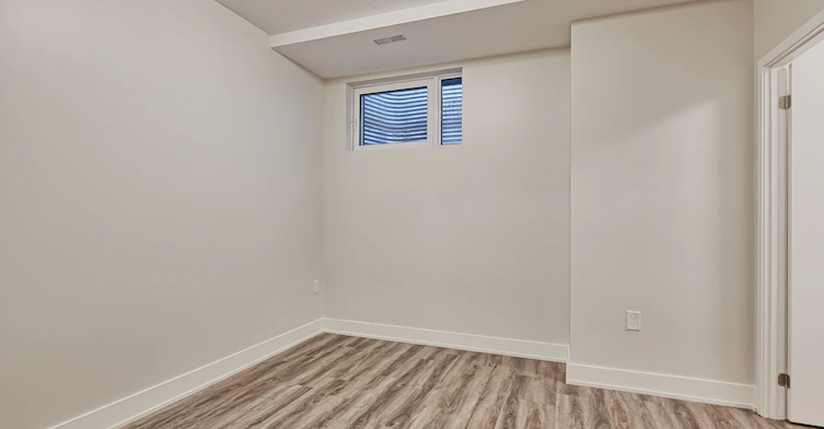 124-62 Dixfield Drive, Toronto, ON, M9C 3W1 - 33