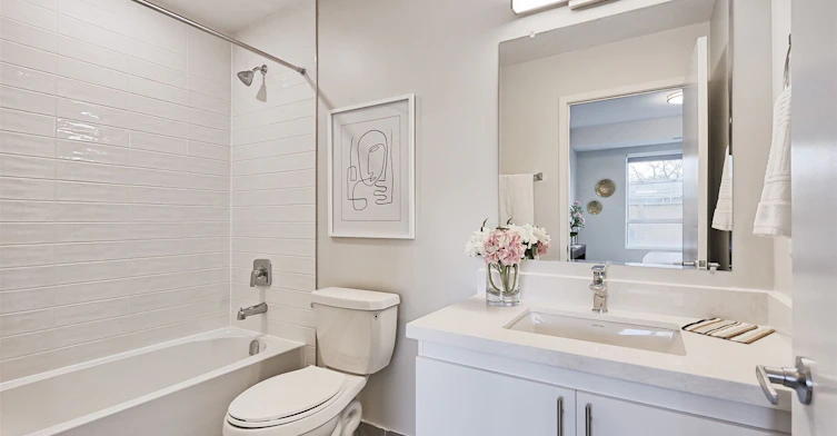 124-62 Dixfield Drive, Toronto, ON, M9C 3W1 - 21