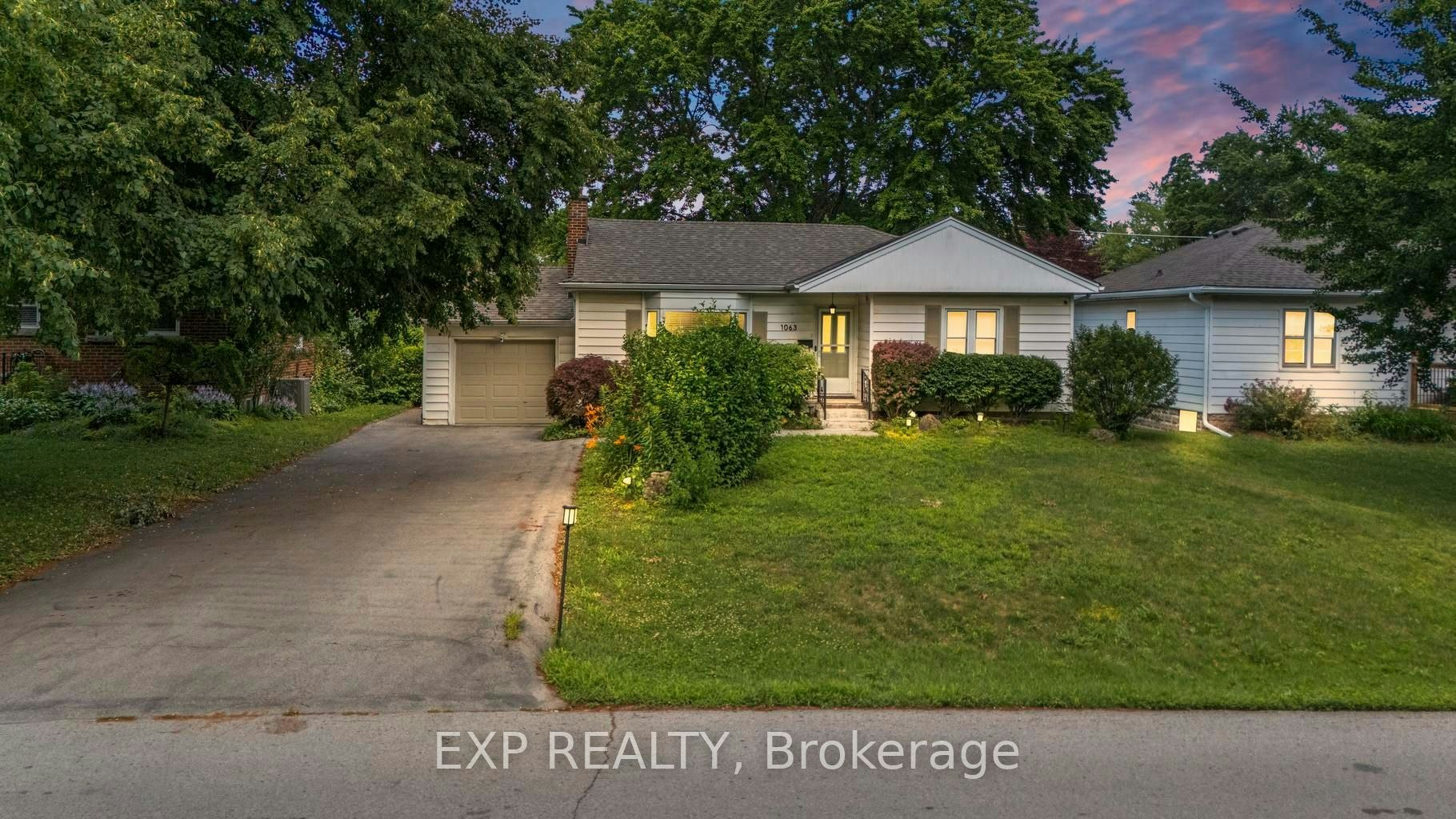 1063 Joan Drive, Burlington, ON, L7T 3H3