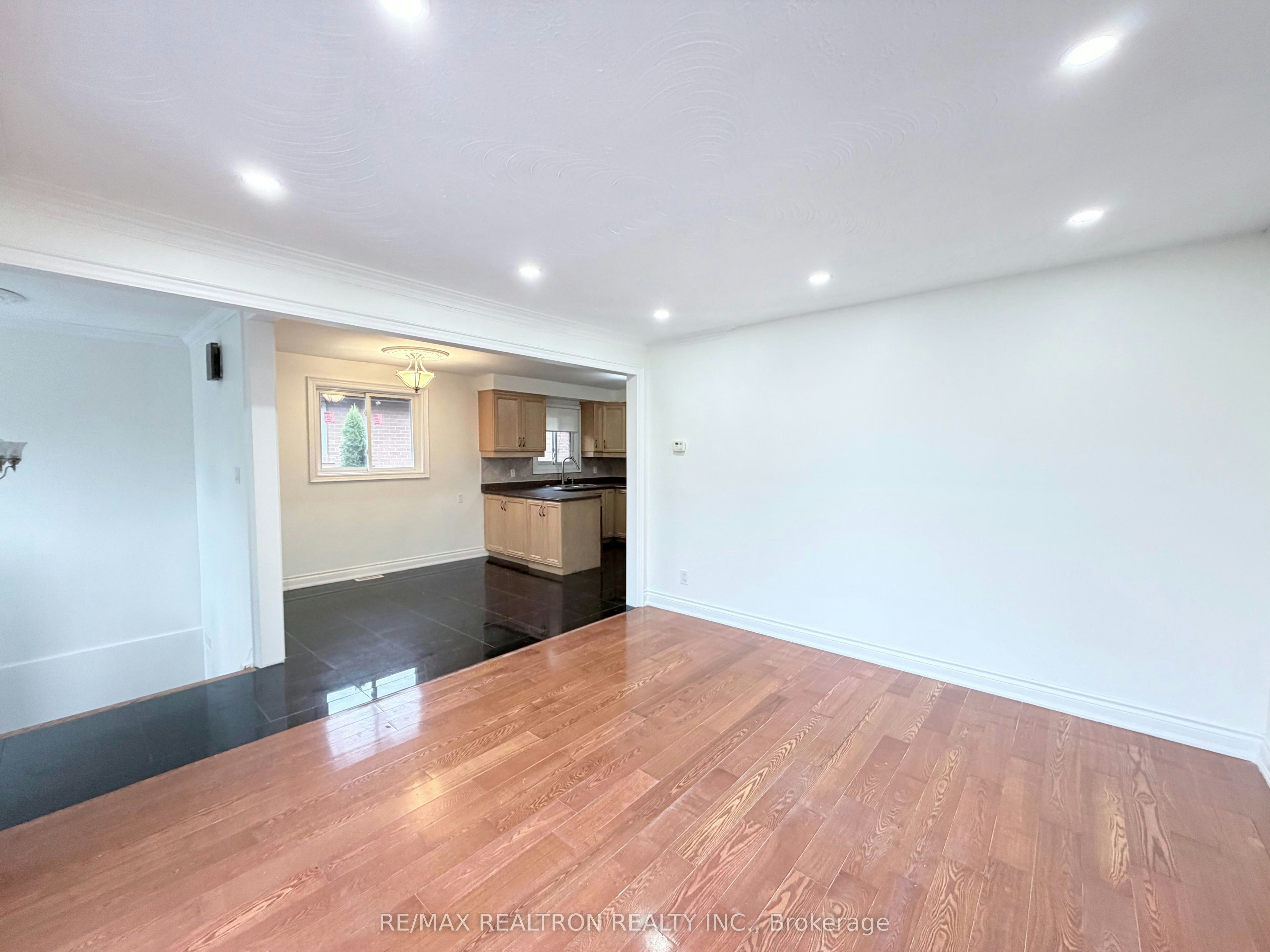 Main Floor-3948 Midhurst Lane, Mississauga, ON, L4Z 1C7 - 4