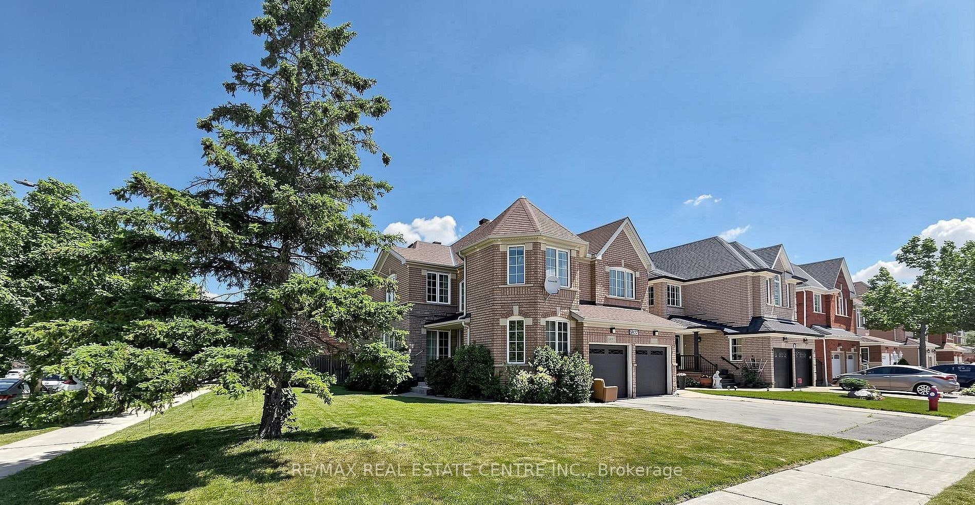5937 Summerside Drive, Mississauga, ON, L5M 6K8 - 5