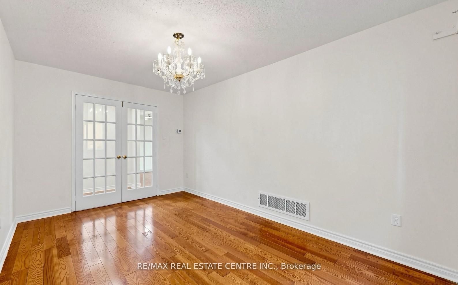 5937 Summerside Drive, Mississauga, ON, L5M 6K8 - 42