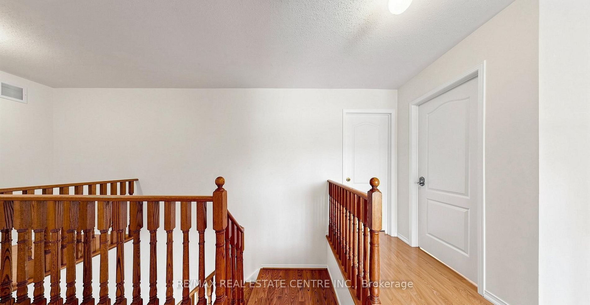 5937 Summerside Drive, Mississauga, ON, L5M 6K8 - 7