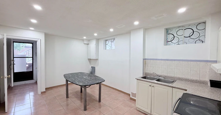Basement-3948 Midhurst Lane, Mississauga, ON, L4Z 1C7 - 2