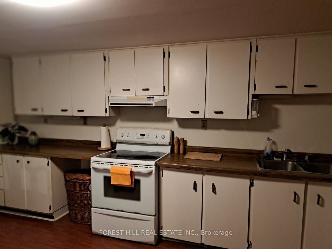 BSMT-1706 Blackbird Drive, Mississauga, ON, L4X 1M8