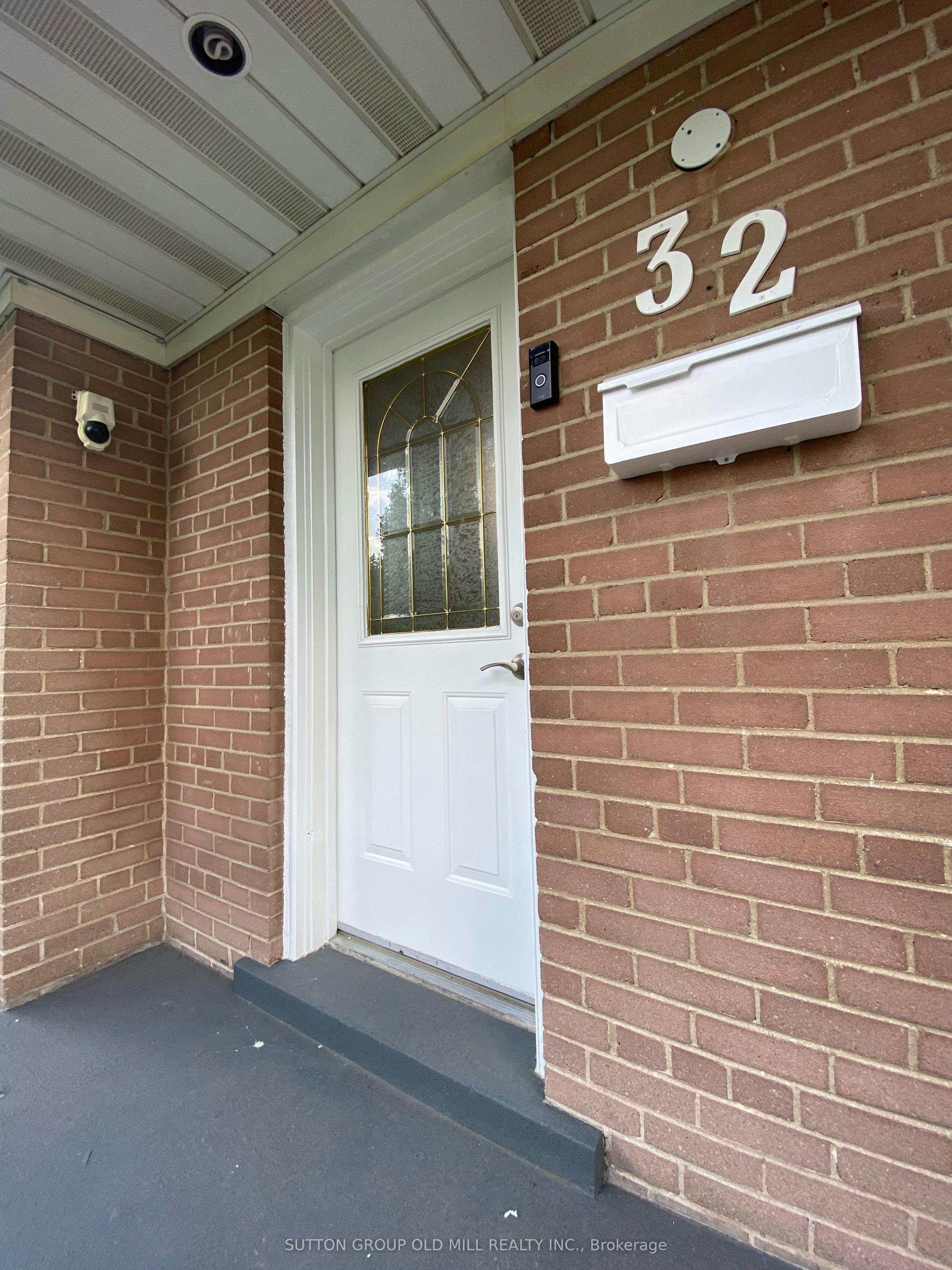 32 Hagersville Court, Toronto, ON, M9C 4A3 - 3