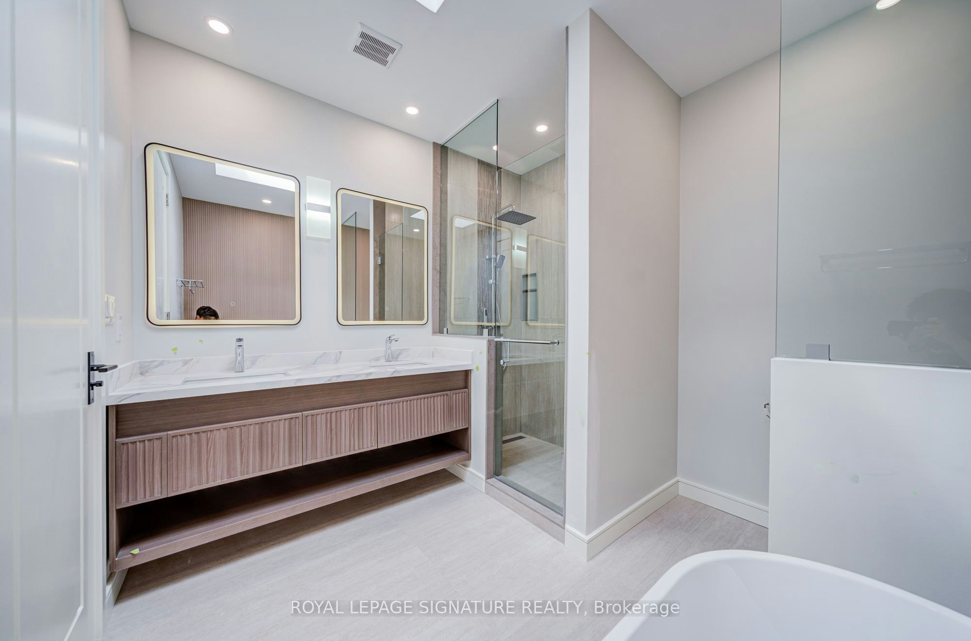 878 Atwater Avenue, Mississauga, ON, L5E 1M1 - 25