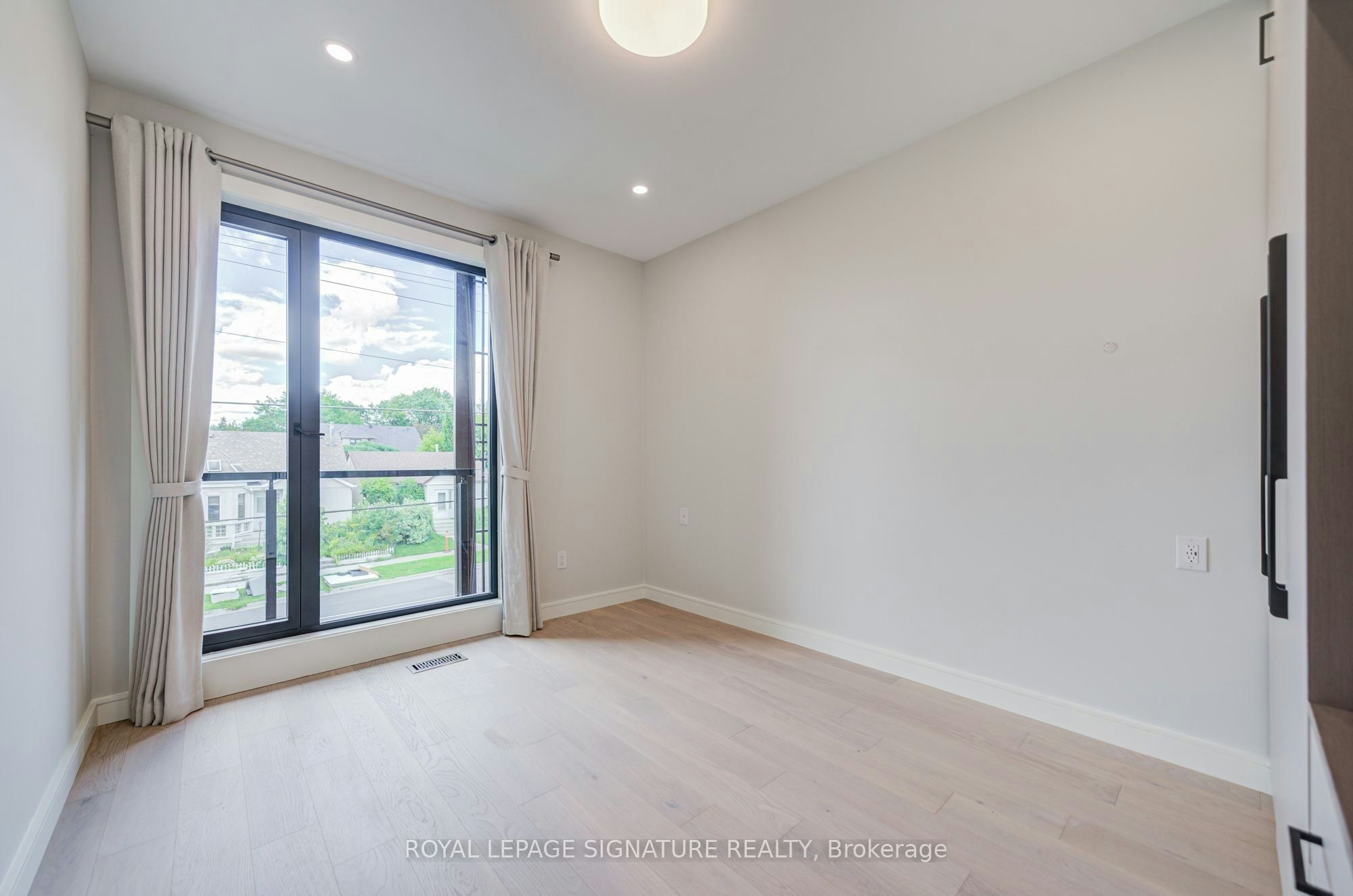 878 Atwater Avenue, Mississauga, ON, L5E 1M1 - 34