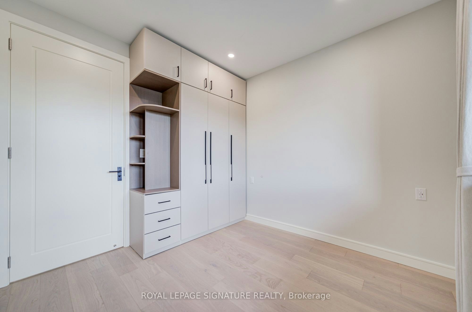 878 Atwater Avenue, Mississauga, ON, L5E 1M1 - 32