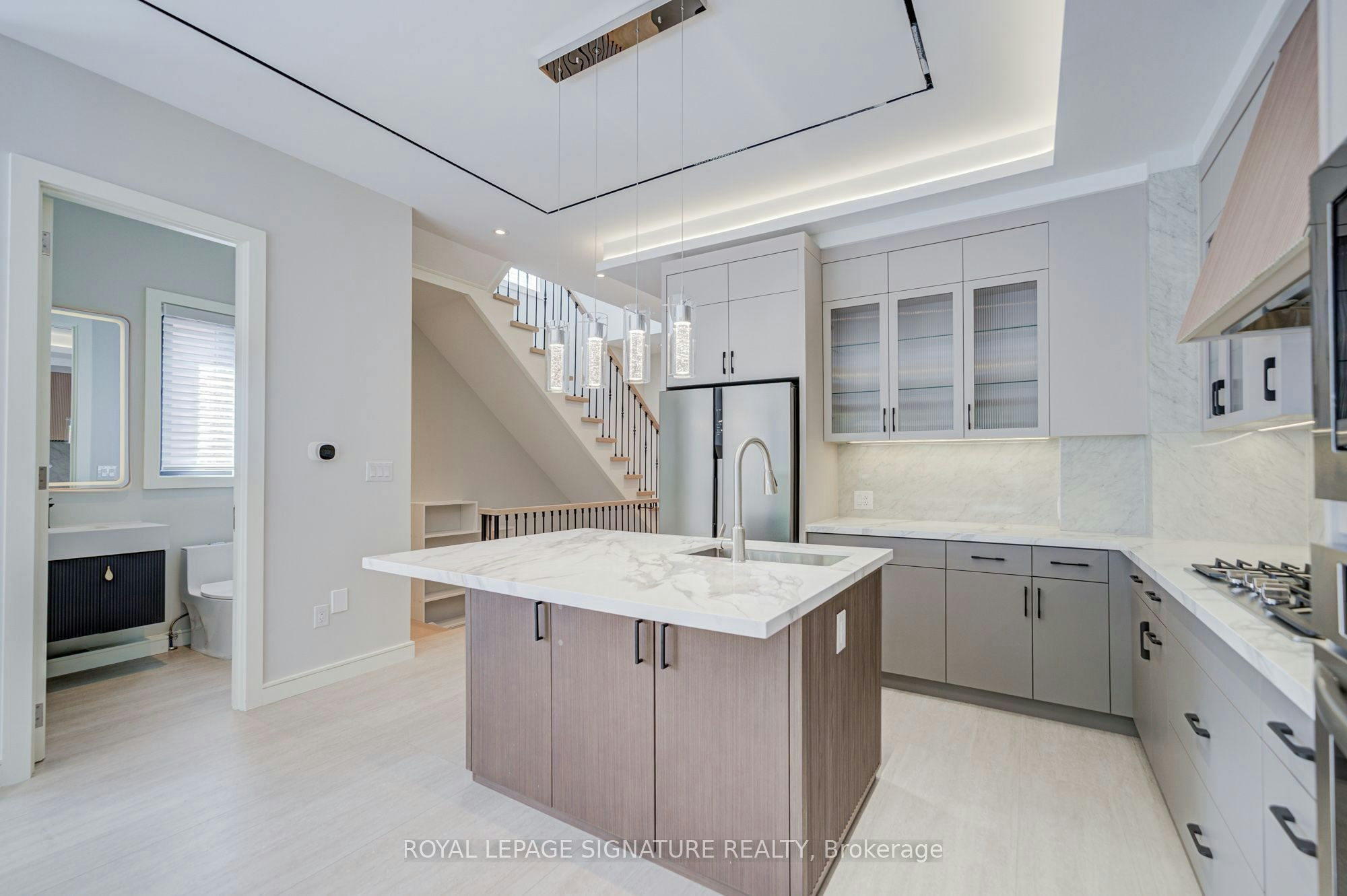 878 Atwater Avenue, Mississauga, ON, L5E 1M1 - 11