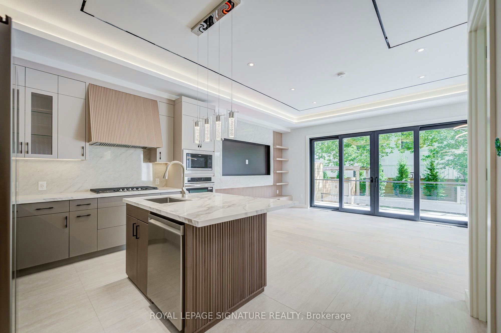 878 Atwater Avenue, Mississauga, ON, L5E 1M1 - 7