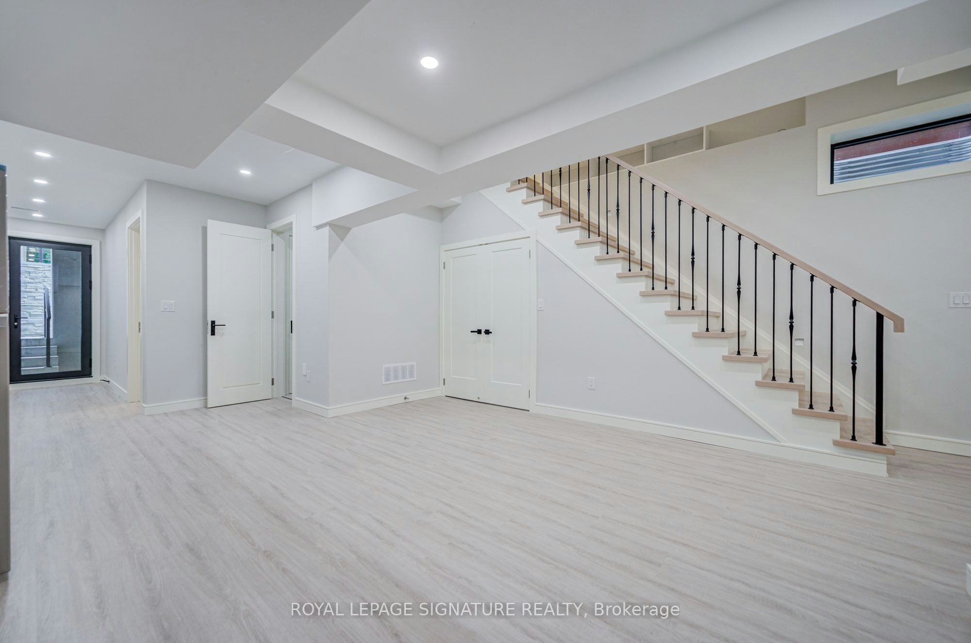 878 Atwater Avenue, Mississauga, ON, L5E 1M1 - 40