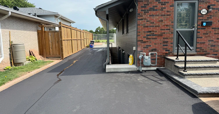 Upper-541 Chamberlain Road, Burlington, ON, L7L 2V2 - 2