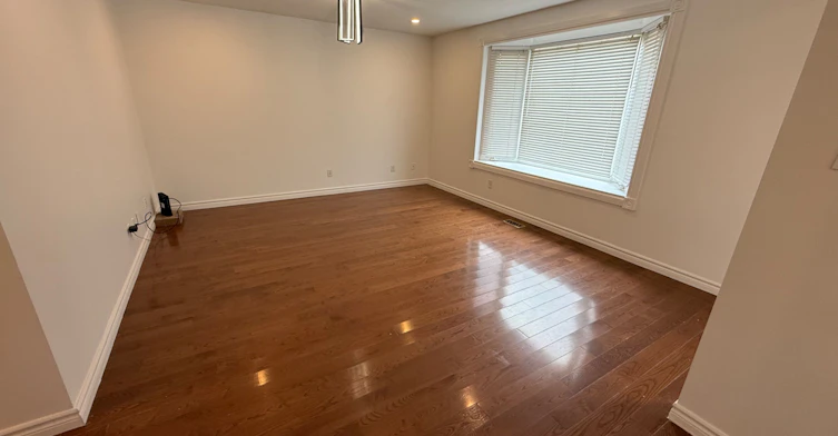 Upper-541 Chamberlain Road, Burlington, ON, L7L 2V2 - 5