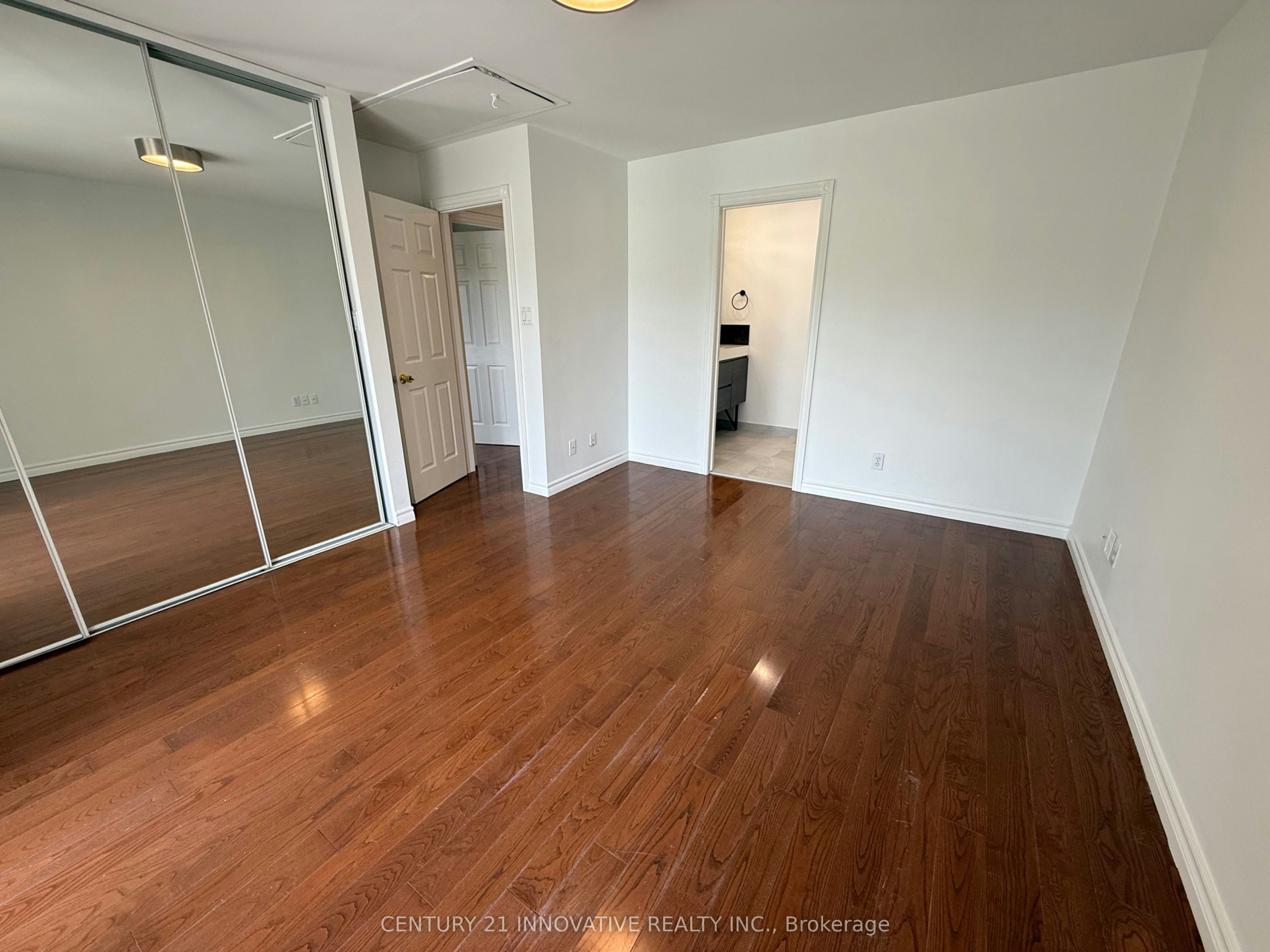 Upper-541 Chamberlain Road, Burlington, ON, L7L 2V2 - 7