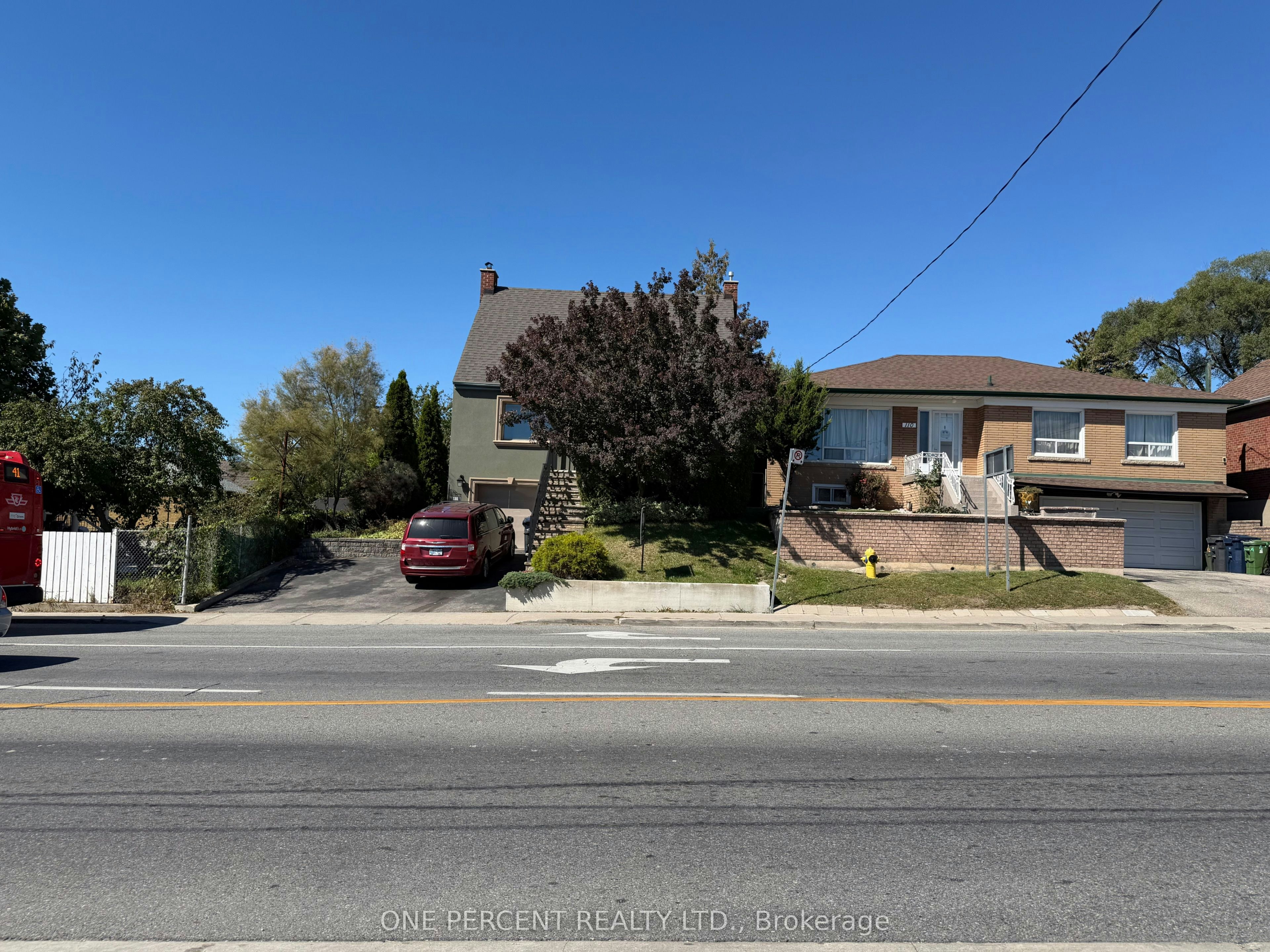 112 Yore Road, Toronto, ON, M6M 1X1