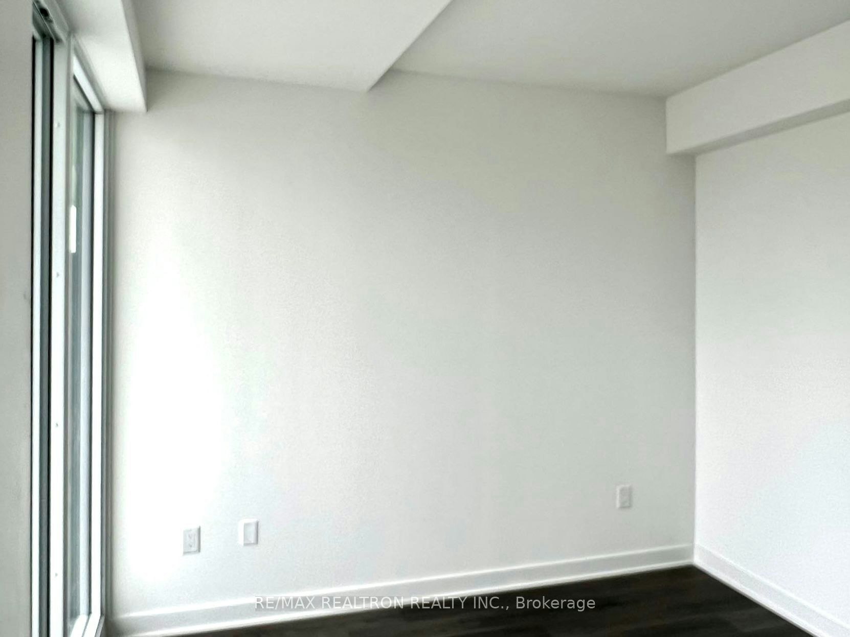 1702-3900 Confederation Parkway, Mississauga, ON, L5B 0M3 - 10