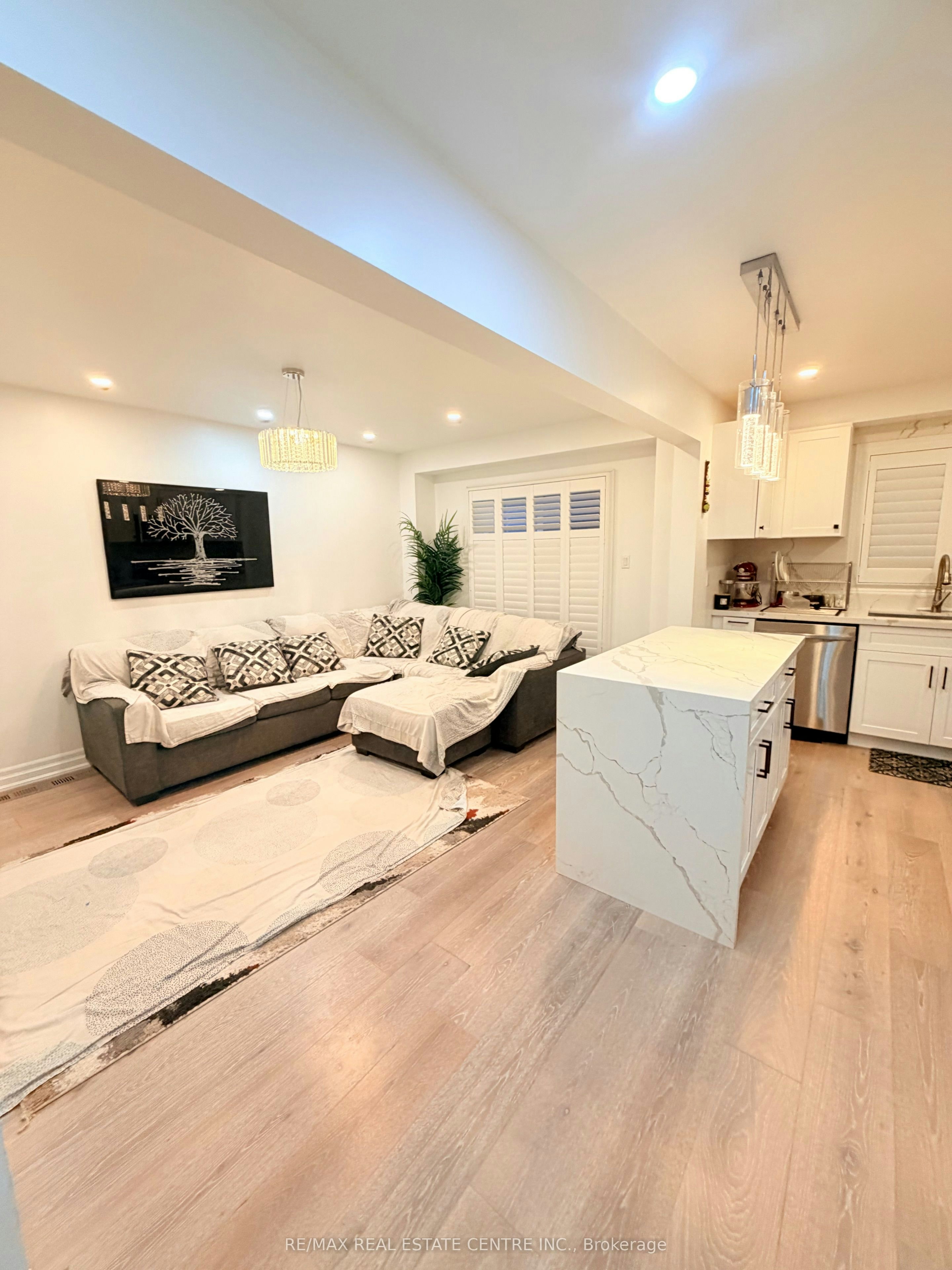 4679 Thomas Alton Boulevard, Burlington, ON, L7M 0J7 - 6