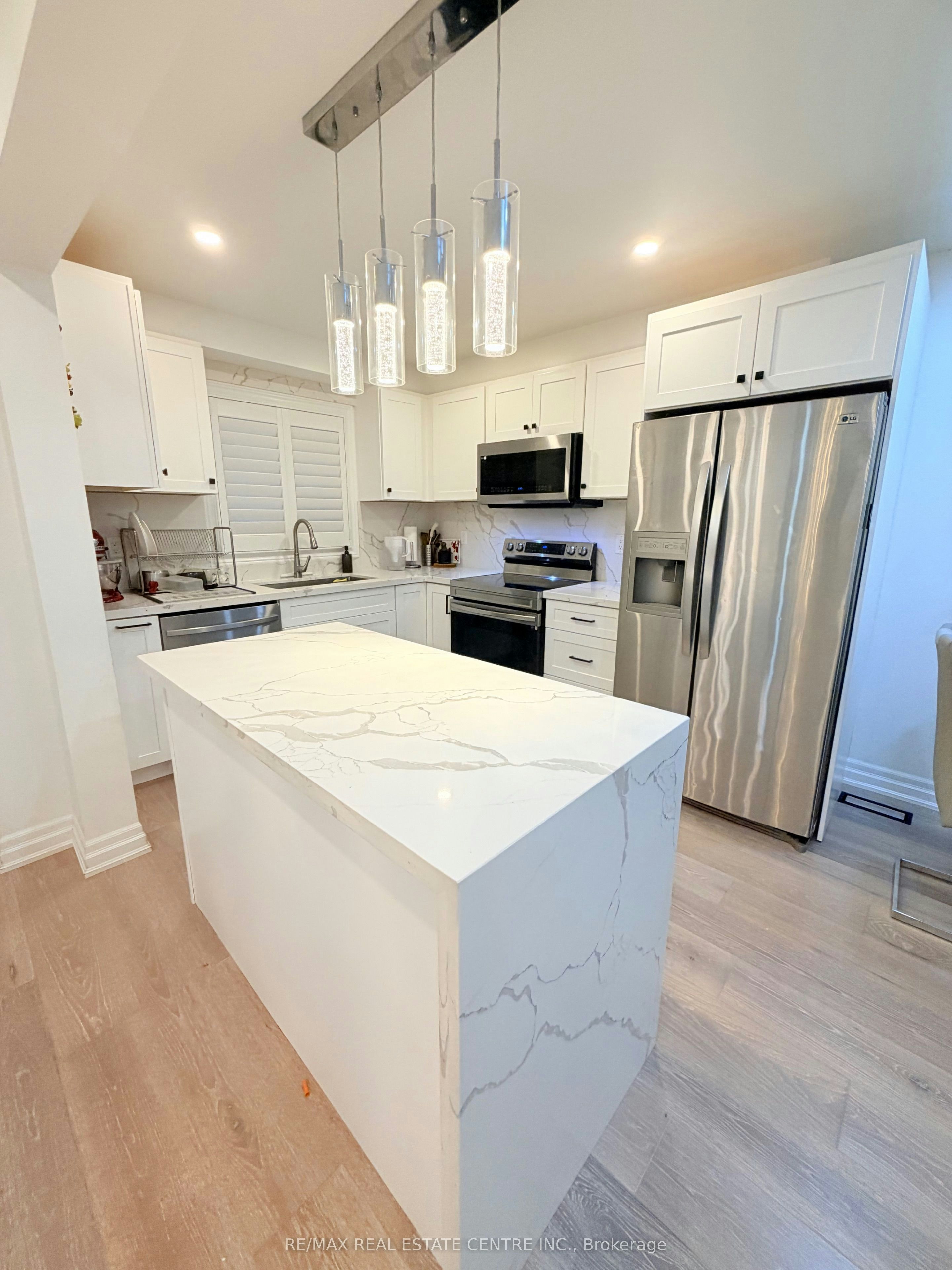 4679 Thomas Alton Boulevard, Burlington, ON, L7M 0J7 - 8