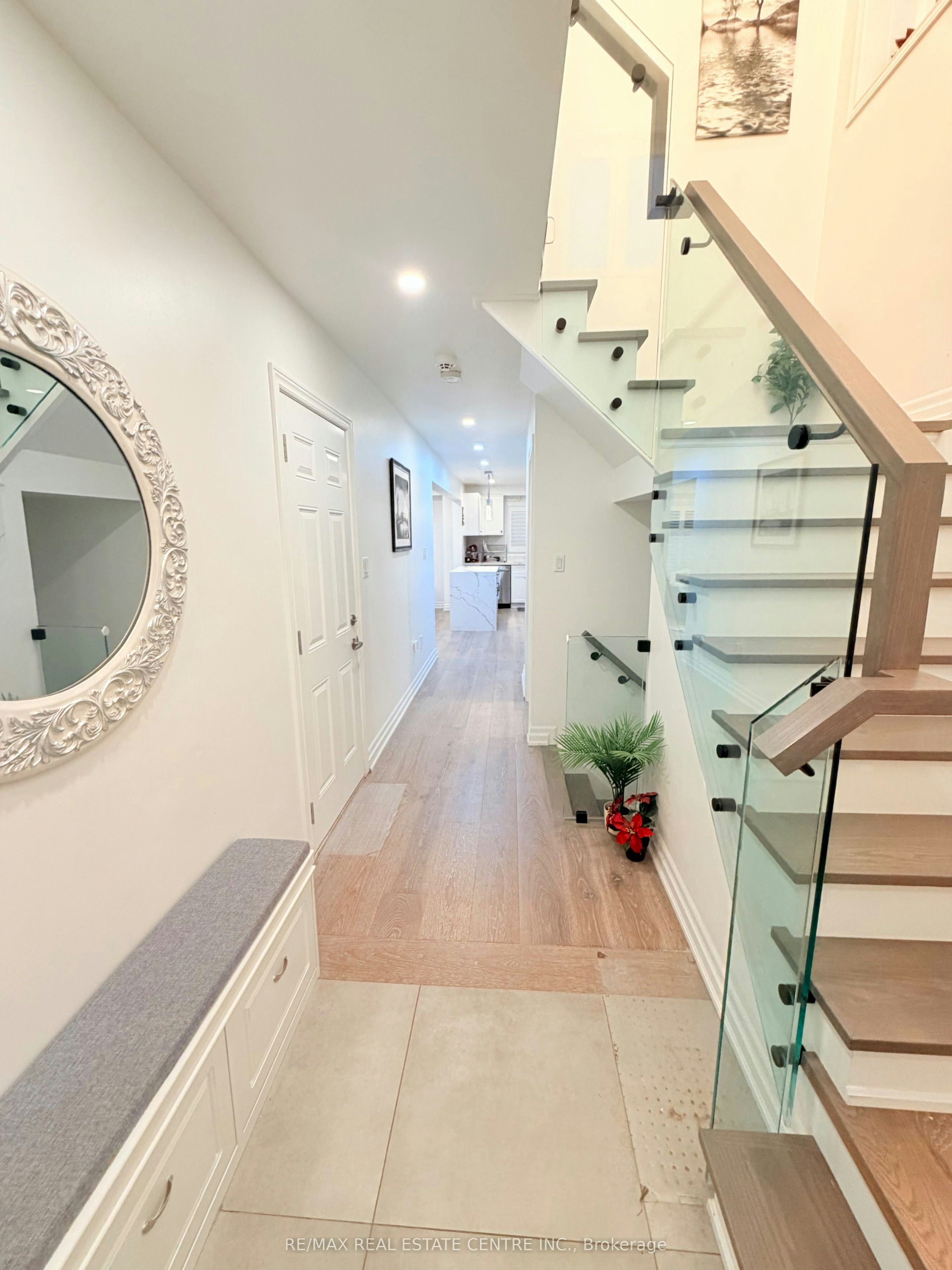 4679 Thomas Alton Boulevard, Burlington, ON, L7M 0J7 - 3