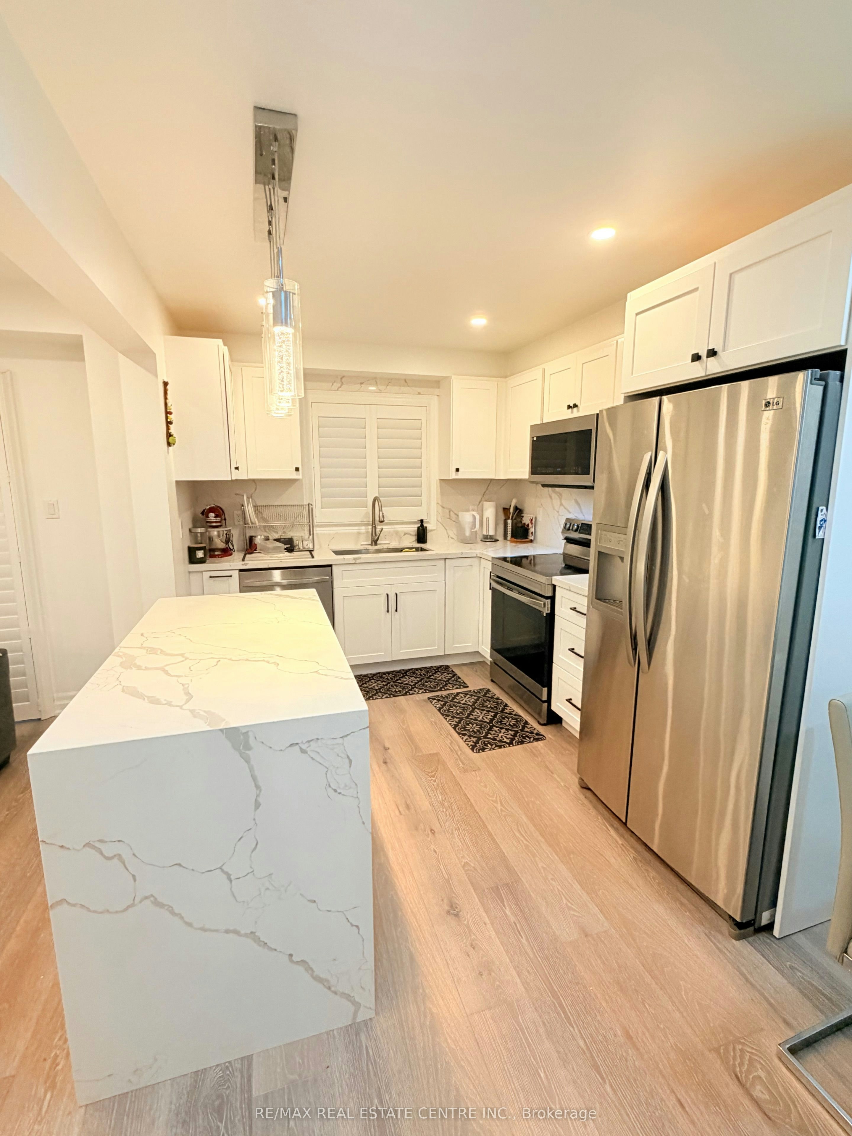 4679 Thomas Alton Boulevard, Burlington, ON, L7M 0J7 - 9