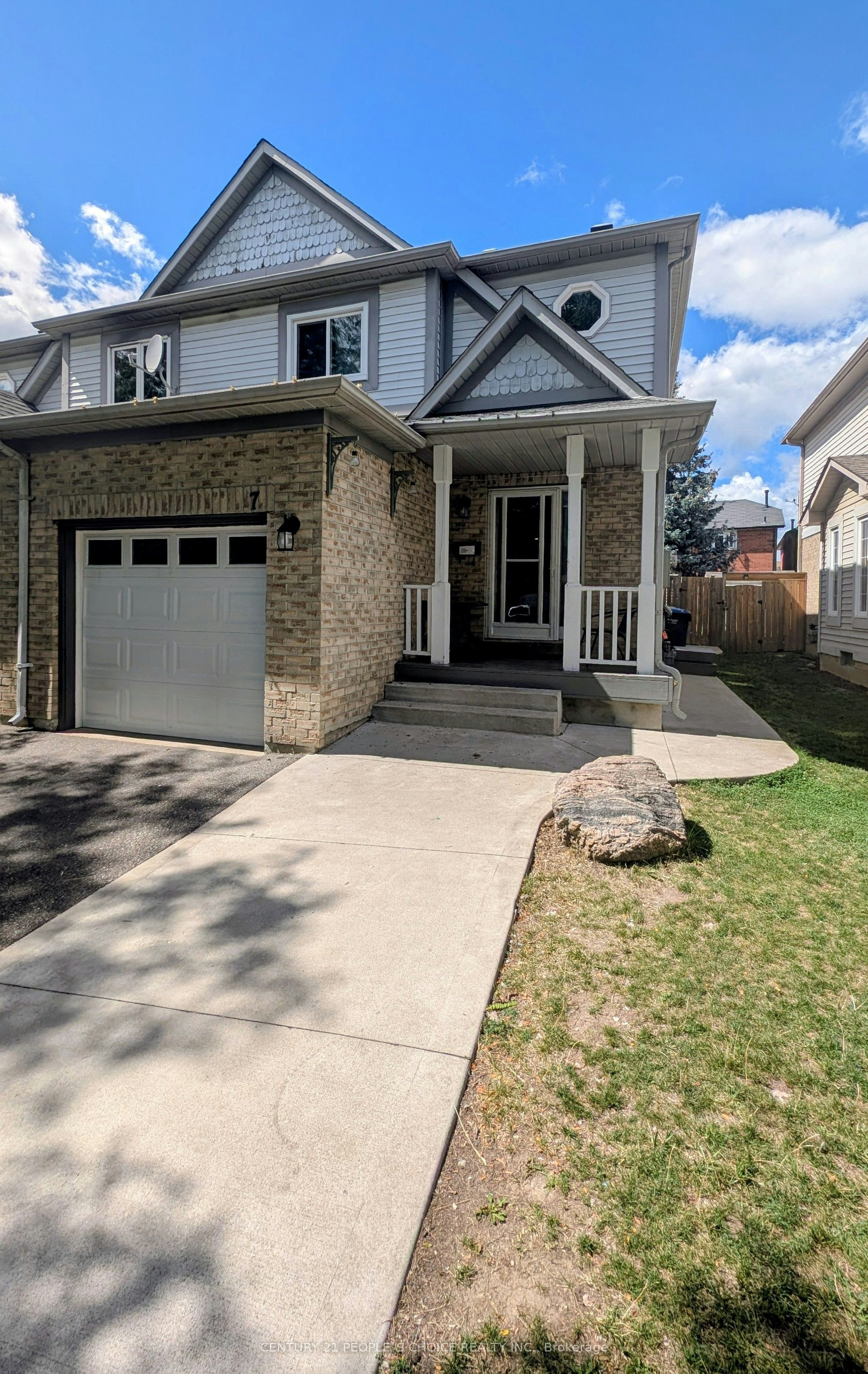 7 Amazon Court, Brampton, ON, L6R 1C7