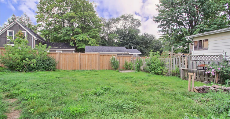 Main Floor-24 John Street, Halton Hills, ON, L7G 2J7 - 28