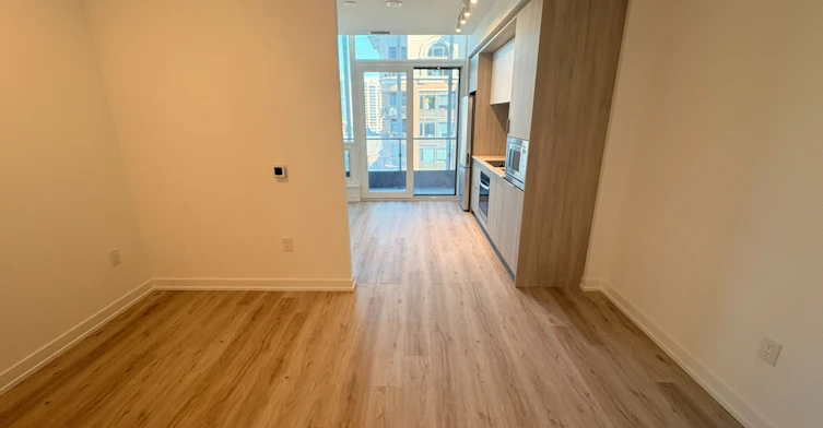 505-395 Square One Drive, Mississauga, ON, L5B 0P6 - 4