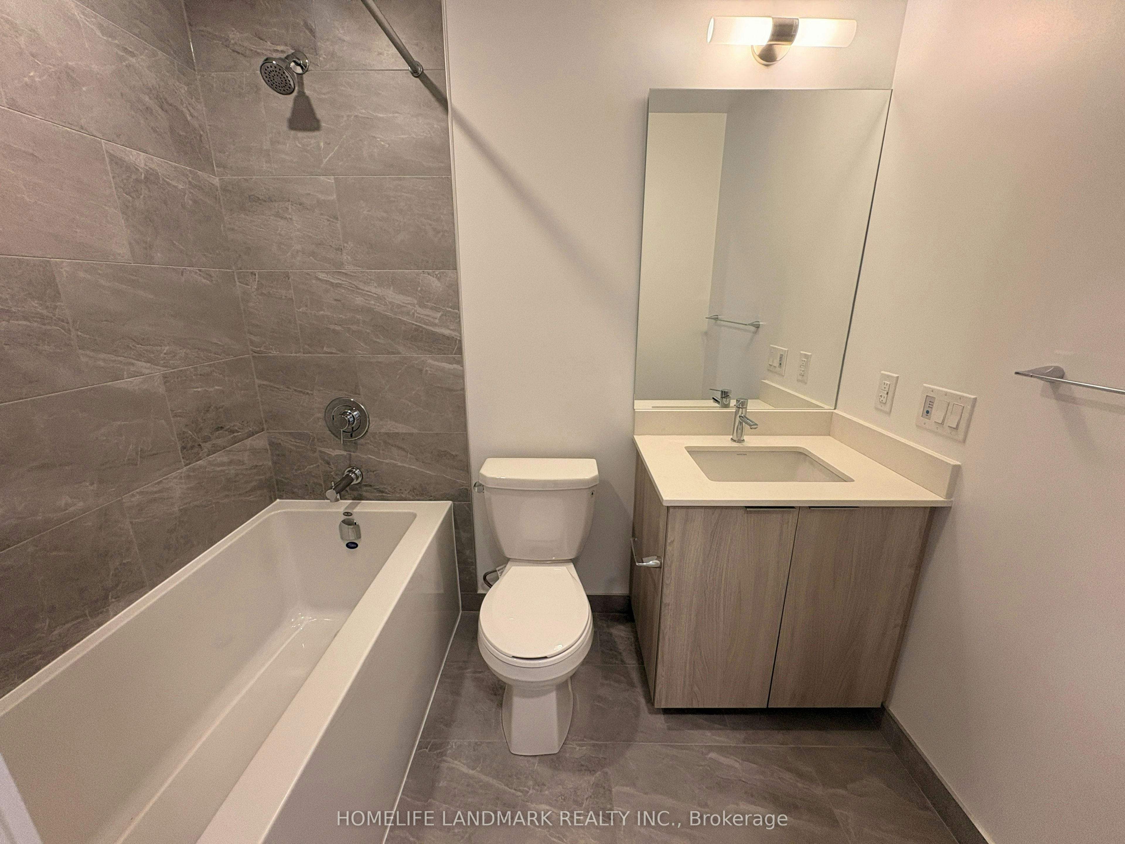 505-395 Square One Drive, Mississauga, ON, L5B 0P6 - 10