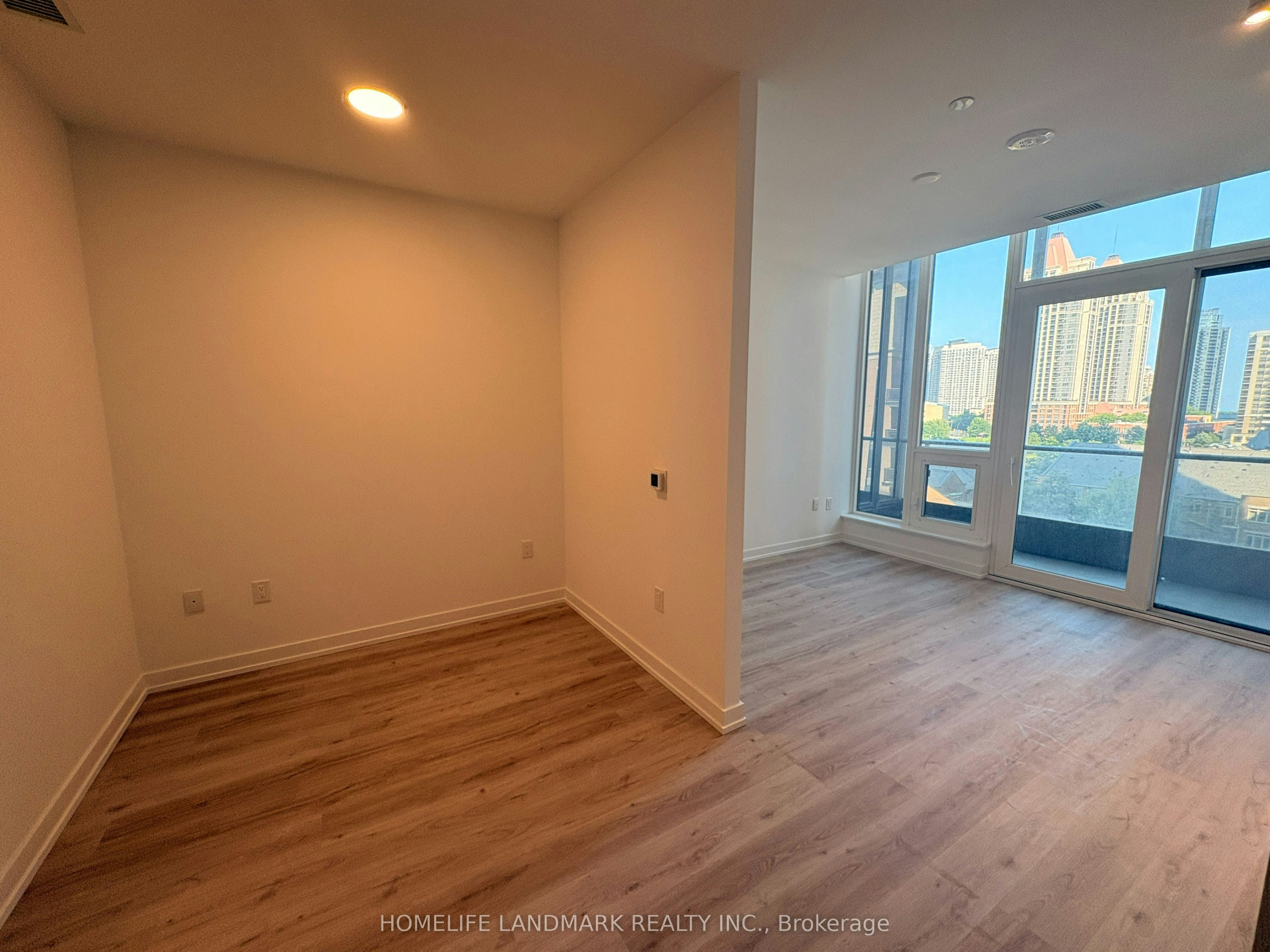 505-395 Square One Drive, Mississauga, ON, L5B 0P6 - 5