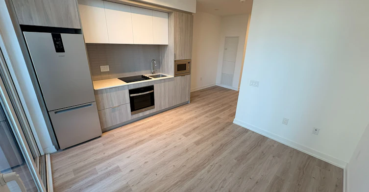 505-395 Square One Drive, Mississauga, ON, L5B 0P6 - 7