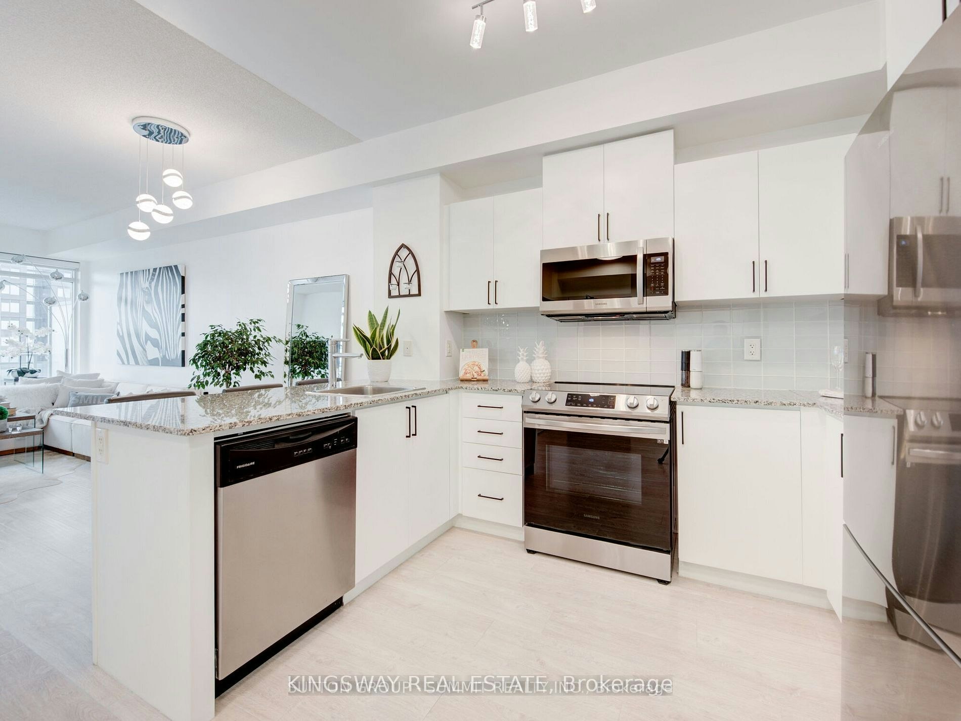 2606-360 Square One Drive, Mississauga, ON, L5B 0G7 - 5