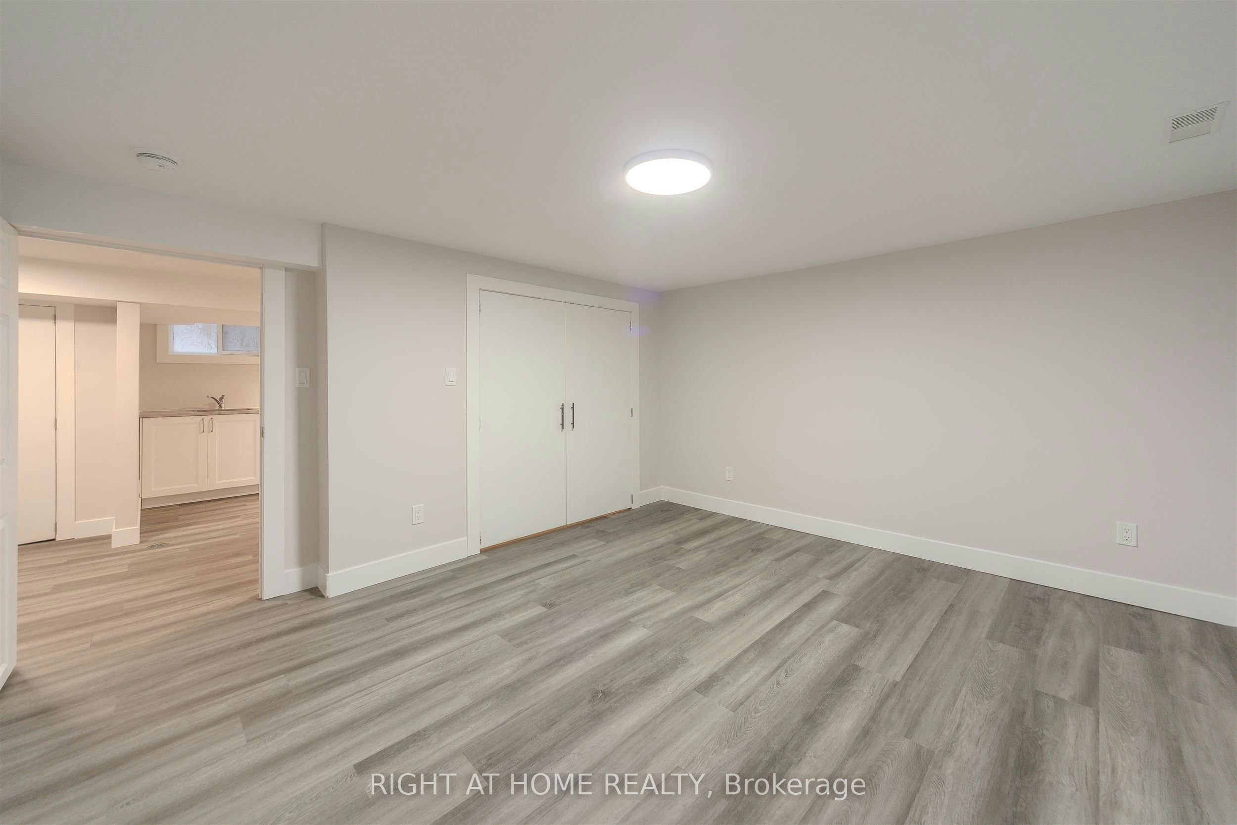 15 Elford Boulevard, Toronto, ON, M8Z 2L3 - 17