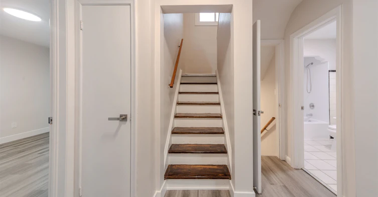 15 Elford Boulevard, Toronto, ON, M8Z 2L3 - 15