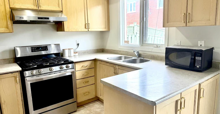 26 Penguin Lane, Brampton, ON, L6R 2C1 - 7