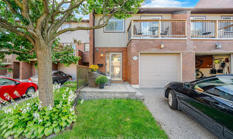 43-1764 Rathburn Road E