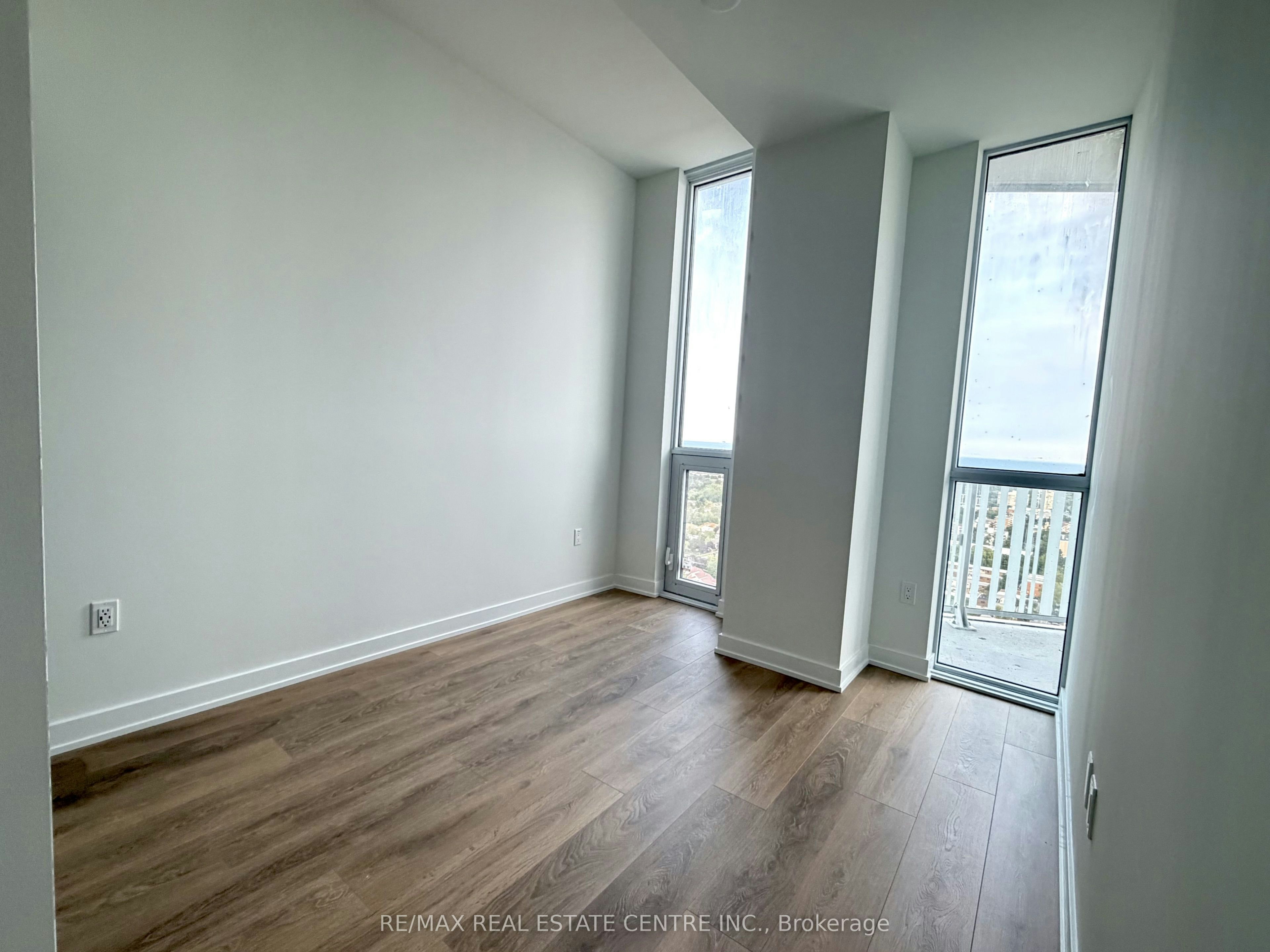 2602-1 Fairview Road E, Mississauga, ON, L5A 0B4 - 8