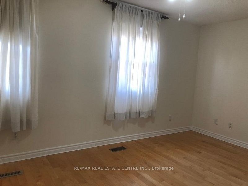1538 Cuthbert Avenue, Mississauga, ON, L5M 3R5 - 12