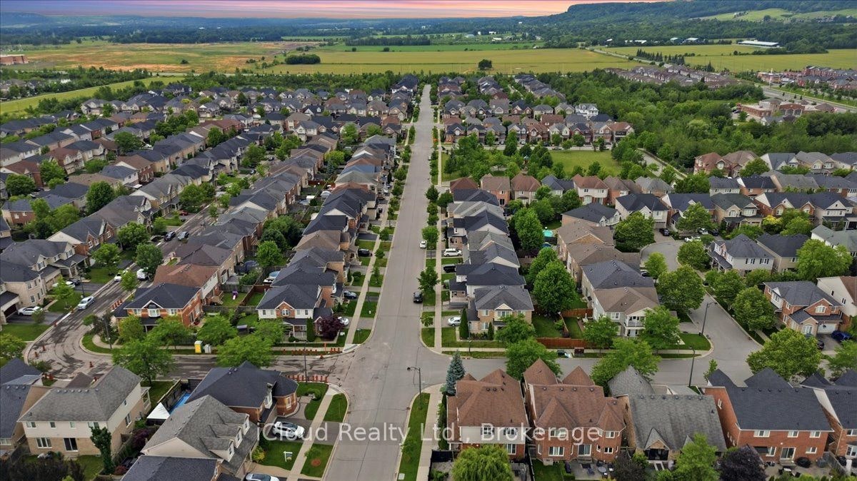 270 Whetham Heights, Milton, ON, L9T 0N7 - 6
